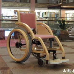 木製車椅子
