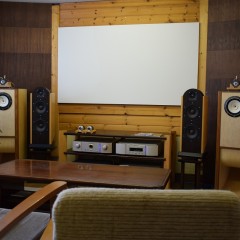 試聴室「audio room」